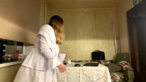 Mia online show from October 20, 8:31 pm