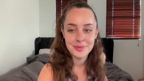 Juliet online show from October 15, 8:20 pm