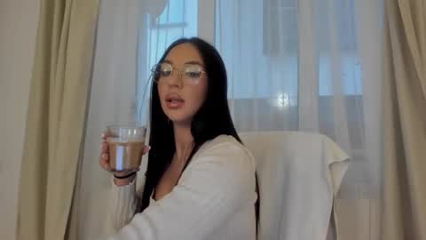 Snapshot of julietnova chatting on March 2, 5:30 am Juliet online show from March 2, 5:30 am