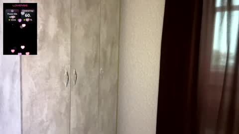 Snapshot of julietrass chatting on May 30, 10:34 am juliet online show from May 30, 10:34 am