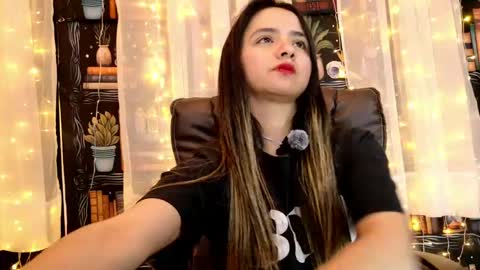 Julietta Jackson online show from May 27, 1:57 am