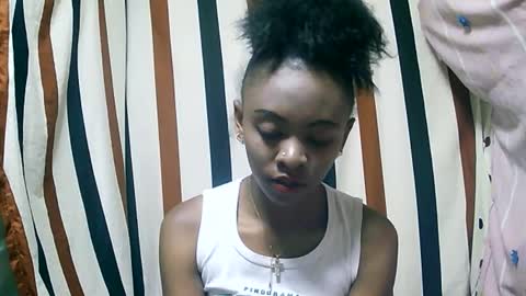 juliette9794 online show from November 20, 5:12 pm