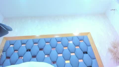 juliette_pretty_ online show from April 23, 8:00 pm