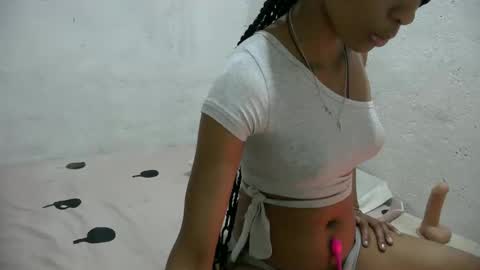 juliexexy online show from September 24, 6:11 pm