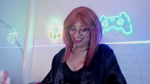 Snapshot of juliexxxtasy chatting on November 13, 11:31 am Julieta online show from November 13, 11:31 am