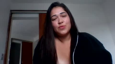 Snapshot of juliie19 chatting on June 26, 4:55 pm juliie19 online show from June 26, 4:55 pm