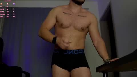 Snapshot of juliusmasters chatting on October 15, 10:10 pm JULiUS online show from October 15, 10:10 pm