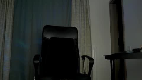 Snapshot of juliusmasters chatting on October 23, 6:39 pm JULiUS online show from October 23, 6:39 pm