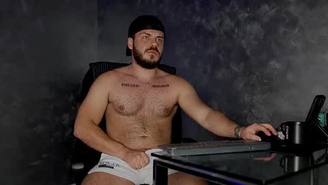 Snapshot of juliusmasters chatting on November 2, 8:22 pm JULiUS online show from November 2, 8:22 pm