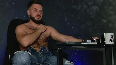 Snapshot of juliusmasters chatting on November 30, 8:02 pm JULiUS online show from November 30, 8:02 pm