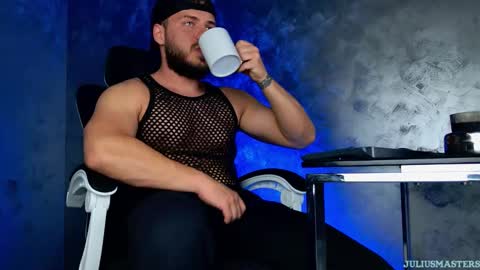 JULiUS   online show from February 2, 9:02 pm