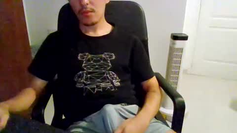 Snapshot of jull2020 chatting on July 26, 7:54 pm jull2020 online show from July 26, 7:54 pm