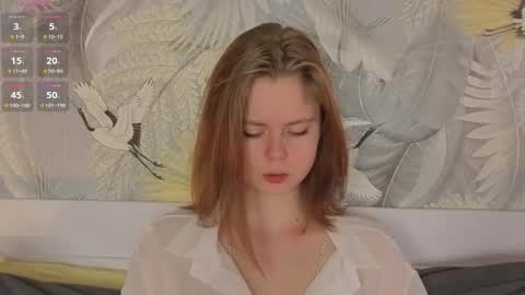 Julie online show from October 18, 4:19 pm