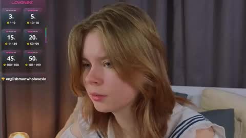 Julie online show from November 24, 4:40 pm