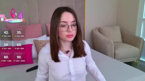 Julli online show from May 25, 5:02 am