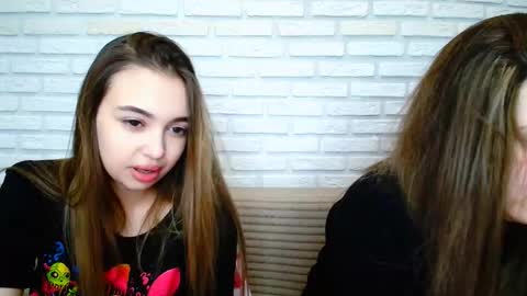 Snapshot of jullymood chatting on February 13, 7:26 am DoubleCherry online show from February 13, 7:26 am