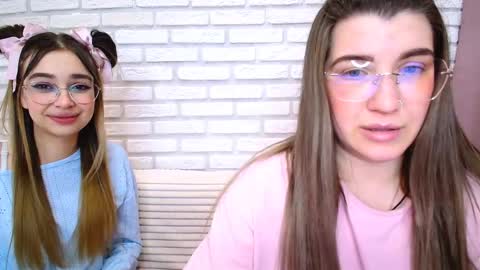 Snapshot of jullymood chatting on February 15, 7:54 pm DoubleCherry online show from February 15, 7:54 pm