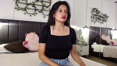 Snapshot of july_gh chatting on December 7, 12:02 pm Julietha online show from December 7, 12:02 pm