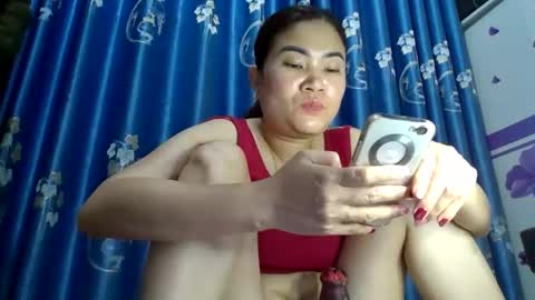 Snapshot of julybeo chatting on April 8, 6:57 am julybeo online show from April 8, 6:57 am
