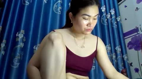 Snapshot of julybeo chatting on April 16, 9:15 pm julybeo online show from April 16, 9:15 pm