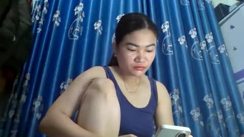 Snapshot of julybeo chatting on April 18, 9:48 pm julybeo online show from April 18, 9:48 pm