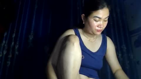 Snapshot of julybeo chatting on April 23, 10:45 pm julybeo online show from April 23, 10:45 pm