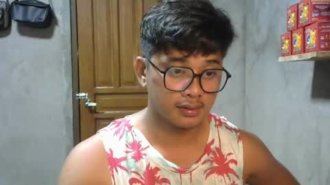 Snapshot of julz_alwayshorny chatting on July 3, 3:07 pm call me julz online show from July 3, 3:07 pm