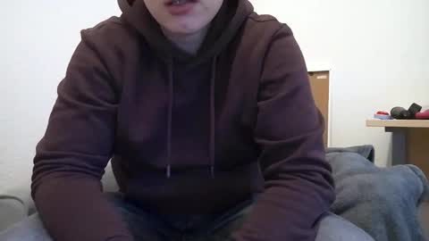 julzzy21 online show from November 27, 8:49 am