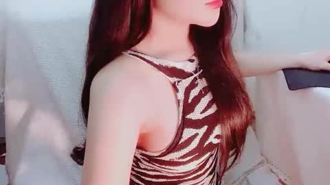 Snapshot of jun_baee chatting on March 5, 9:44 pm Jun online show from March 5, 9:44 pm