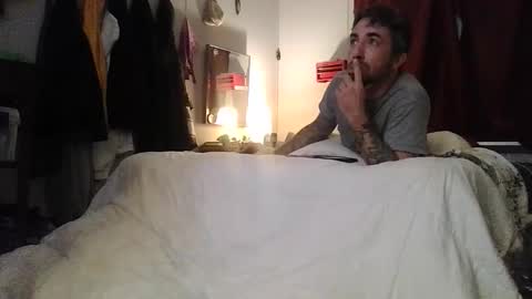 juneswallows online show from November 30, 9:35 am