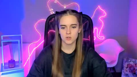 junewoods online show from February 16, 2:02 pm