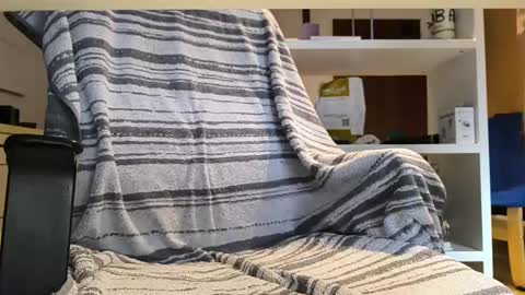 jungfrau19_ online show from December 14, 12:32 pm