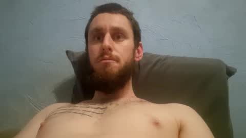 Snapshot of junior042 chatting on December 18, 2:17 am Junior042 online show from December 18, 2:17 am