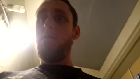 Snapshot of junior042 chatting on April 7, 12:22 am Junior042 online show from April 7, 12:22 am