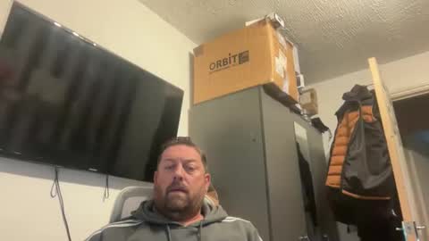 Junky online show from October 9, 4:05 pm