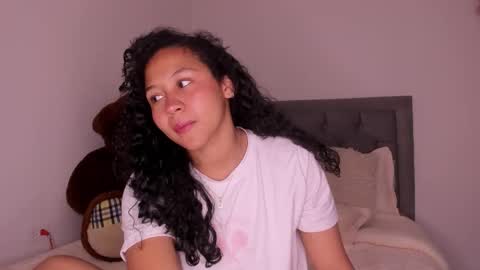  viviana  sasha  online show from December 17, 12:55 pm