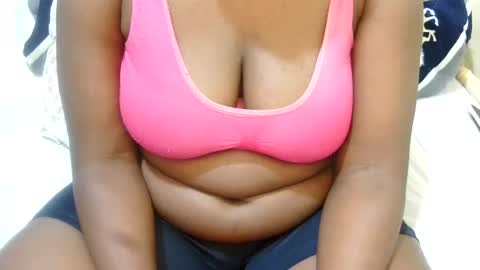 Snapshot of jusst_ayanna chatting on June 14, 9:06 pm jusst_ayanna online show from June 14, 9:06 pm
