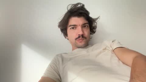 Snapshot of just_a_guy_with_a_big_cock chatting on November 13, 10:25 am just_a_guy_with_a_big_cock online show from November 13, 10:25 am