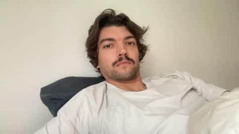 Snapshot of just_a_guy_with_a_big_cock chatting on November 16, 2:33 pm just_a_guy_with_a_big_cock online show from November 16, 2:33 pm