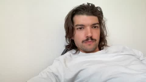 just_a_guy_with_a_big_cock online show from July 17, 7:48 am
