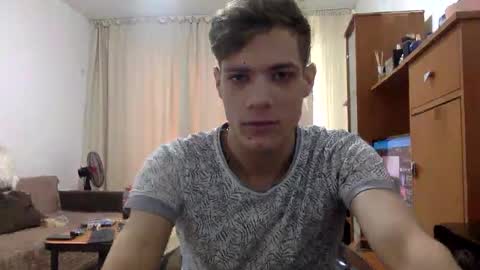 Snapshot of just_alexx12 chatting on January 3, 1:03 pm just_alexx12 online show from January 3, 1:03 pm