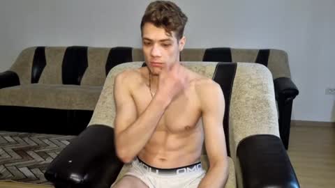 Snapshot of just_alexx12 chatting on January 6, 12:35 pm just_alexx12 online show from January 6, 12:35 pm