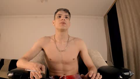 Snapshot of just_alexx12 chatting on February 12, 1:48 pm just_alexx12 online show from February 12, 1:48 pm