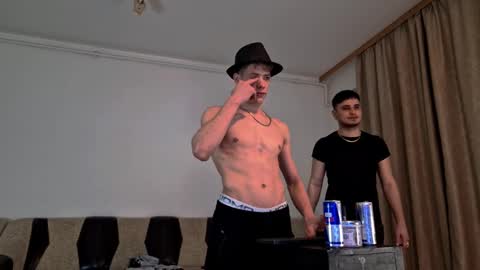 Snapshot of just_alexx12 chatting on March 12, 6:33 pm just_alexx12 online show from March 12, 6:33 pm