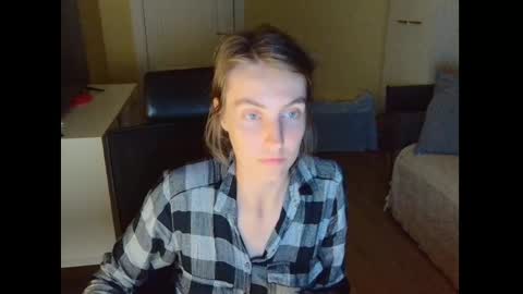 Snapshot of just_be_here chatting on September 8, 8:08 pm Dary online show from September 8, 8:08 pm