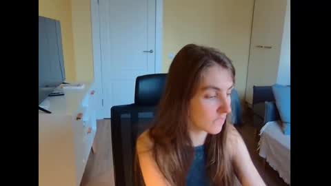 Snapshot of just_be_here chatting on November 13, 1:10 pm Dary online show from November 13, 1:10 pm