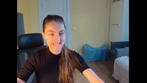 Snapshot of just_be_here chatting on November 20, 8:47 am Dary online show from November 20, 8:47 am