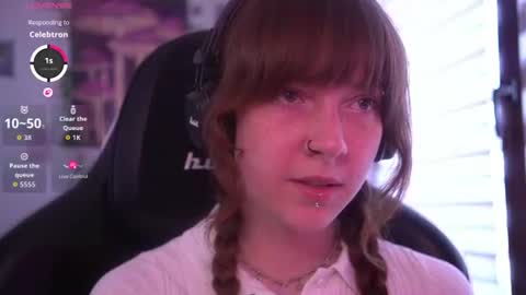 Julia online show from June 21, 12:19 pm