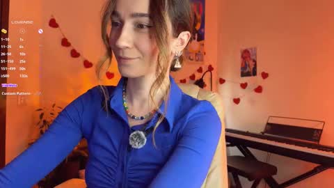 Snapshot of just_call_me_jess chatting on February 13, 5:31 pm Jessica I will be here on Tuesday November 26th online show from February 13, 5:31 pm