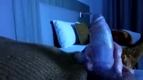 just_curious_me online show from March 29, 10:21 pm